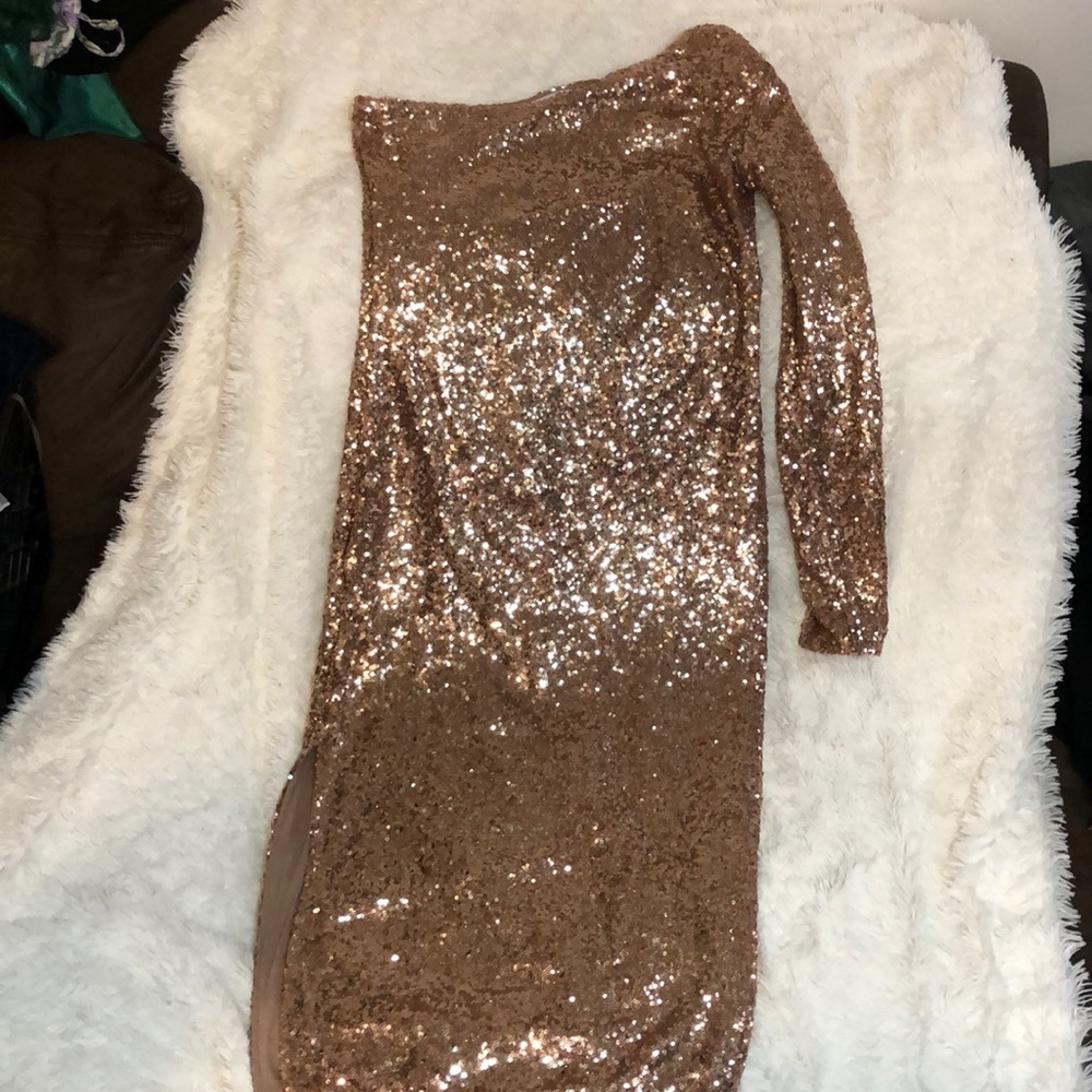 Fashion nova rose gold sequin dress